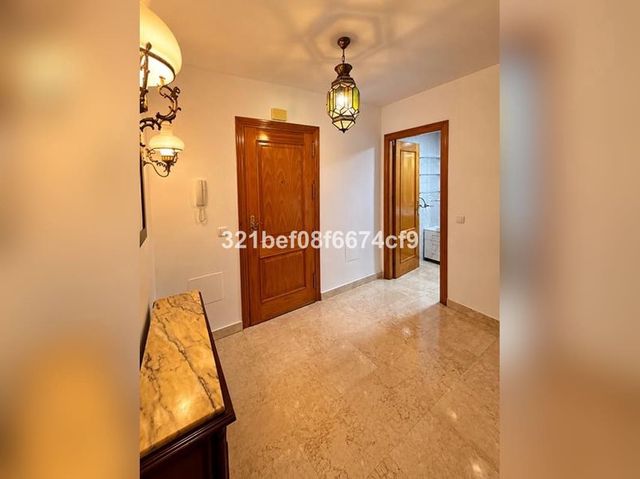 Apartamento de 3 habitaciones en Zona Calvario, Estepona en venta con garaje - 403.000 € (Ref: 10125911)
