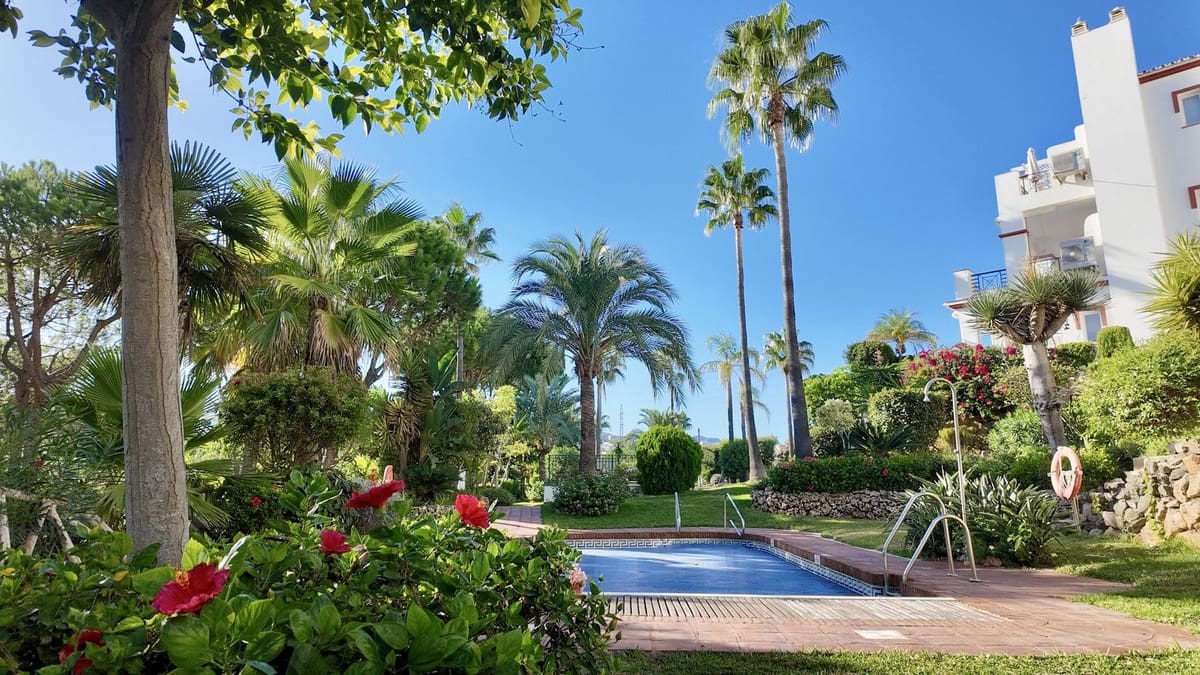 3 Zimmer Villa zu verkaufen in Miraflores mit Pool Garage - 675.000 € (Ref: 10125919)