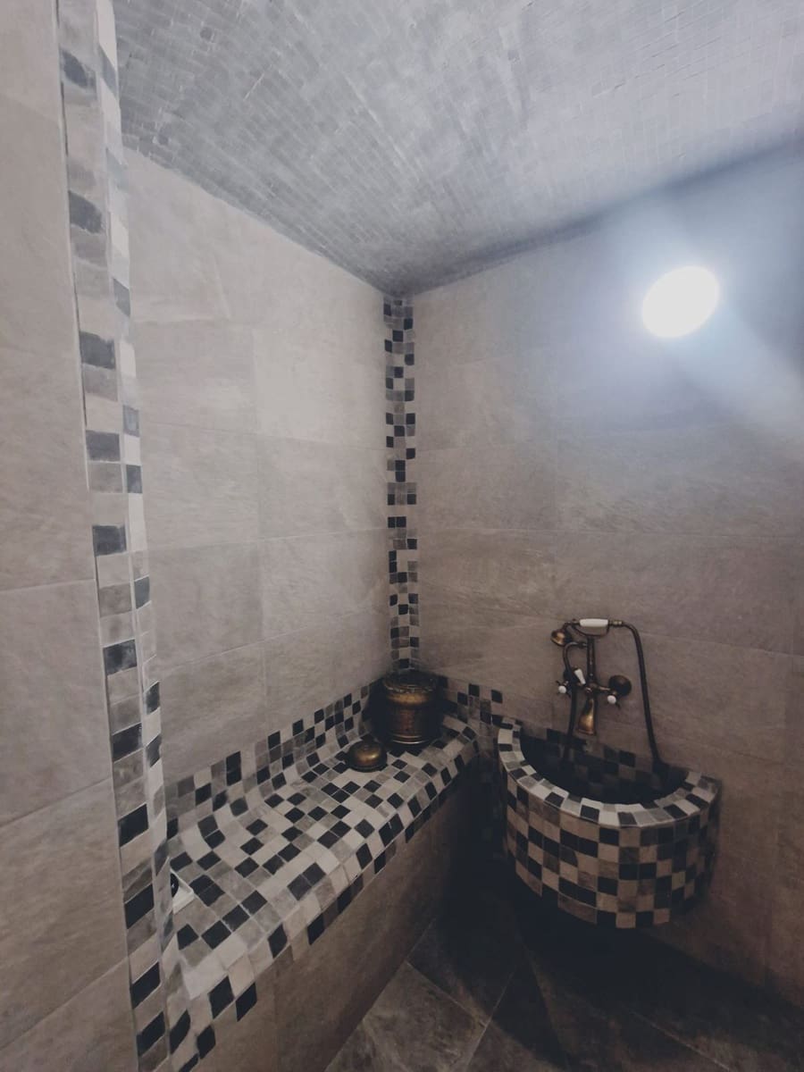 6 quarto Moradia para venda em Benahavis com piscina garagem - 1 950 000 € (Ref: 10125924)