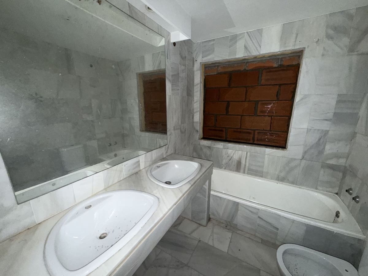 3 camera da letto Villa in vendita in Estepona con piscina garage - 595.000 € (Rif: 10125925)