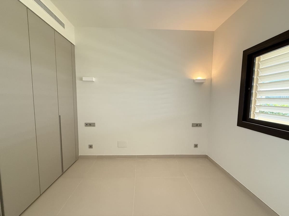 3 soveværelse Lejlighed til salg i Fuengirola med swimmingpool garage - € 990.000 (Ref: 10125926)