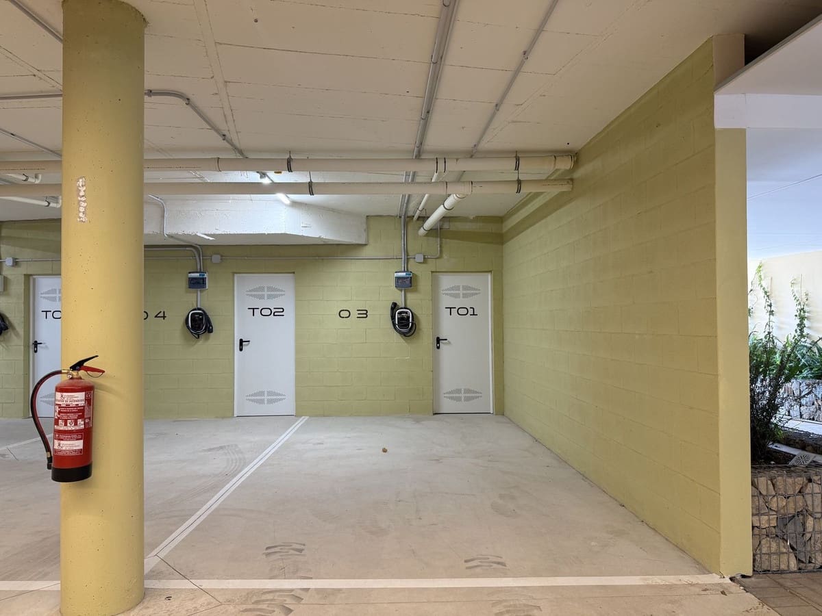 3 soveværelse Lejlighed til salg i Fuengirola med swimmingpool garage - € 990.000 (Ref: 10125926)