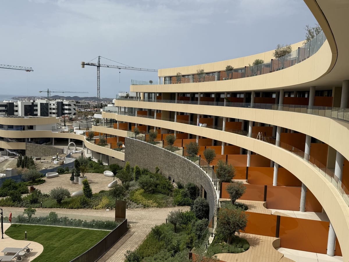3 soveværelse Lejlighed til salg i Fuengirola med swimmingpool garage - € 990.000 (Ref: 10125926)