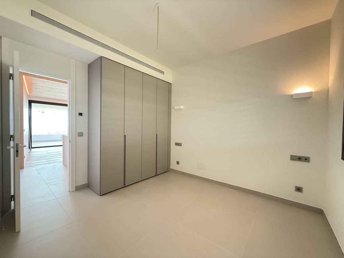 3 soveværelse Lejlighed til salg i Fuengirola med swimmingpool garage - € 990.000 (Ref: 10125926)