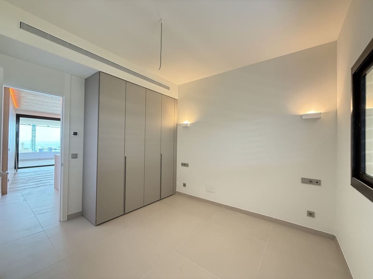 3 soveværelse Lejlighed til salg i Fuengirola med swimmingpool garage - € 990.000 (Ref: 10125926)