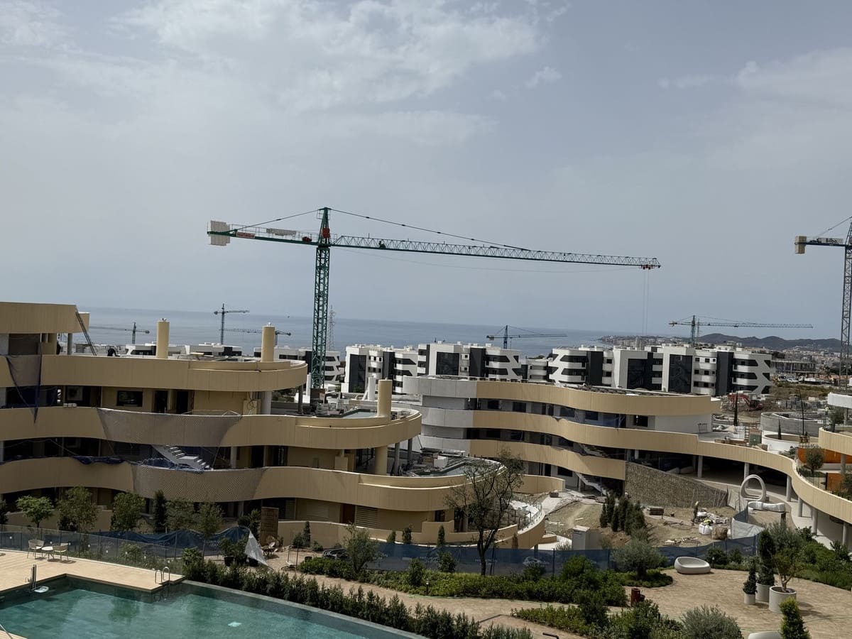 3 soveværelse Lejlighed til salg i Fuengirola med swimmingpool garage - € 990.000 (Ref: 10125926)