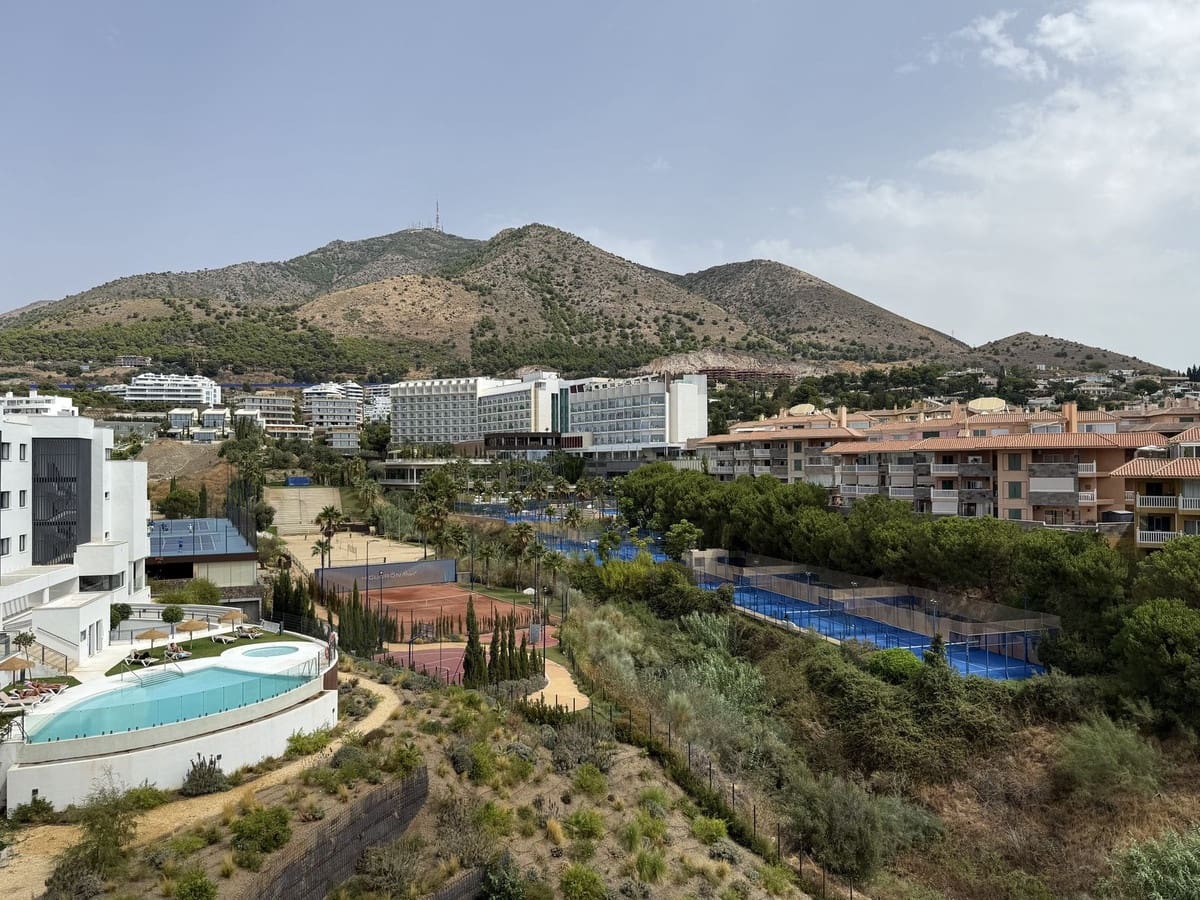 3 soveværelse Lejlighed til salg i Fuengirola med swimmingpool garage - € 990.000 (Ref: 10125926)