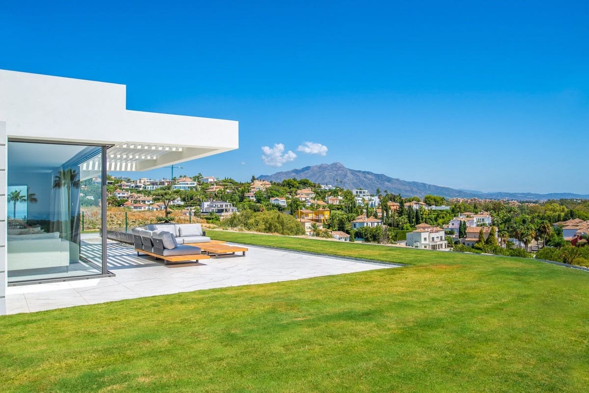 Apartamento de 3 habitaciones en Benahavís en venta con piscina garaje - 1.199.000 € (Ref: 10125927)