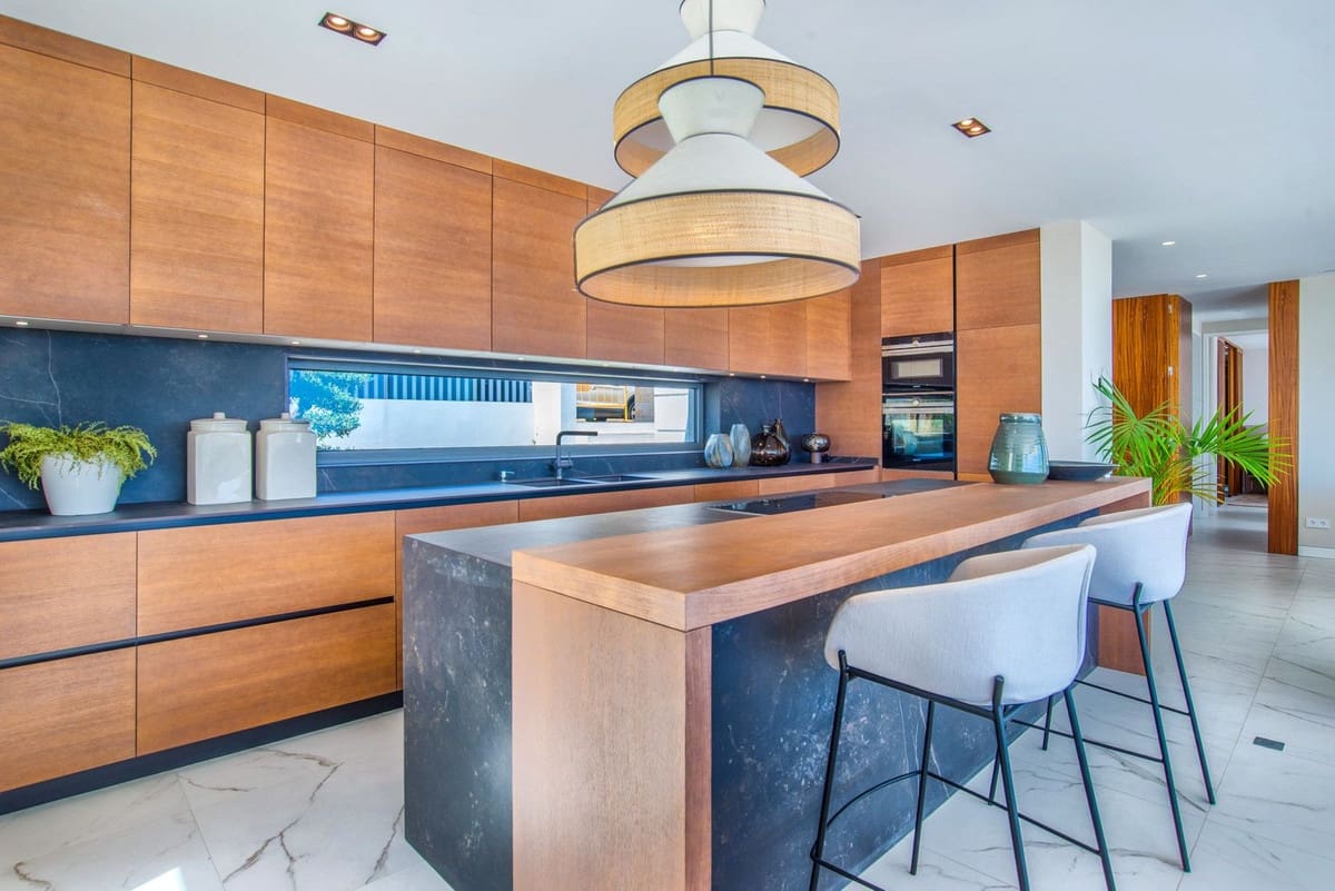 Apartamento de 3 habitaciones en Benahavís en venta con piscina garaje - 1.199.000 € (Ref: 10125927)