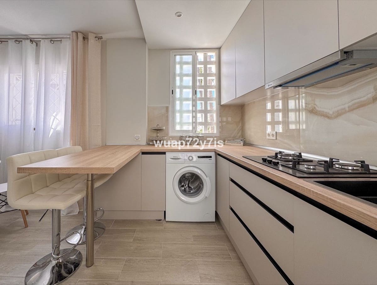 3 sypialnia Apartament na sprzedaż w Bel-Air z basenem - 384 900 € (Ref: 10125935)