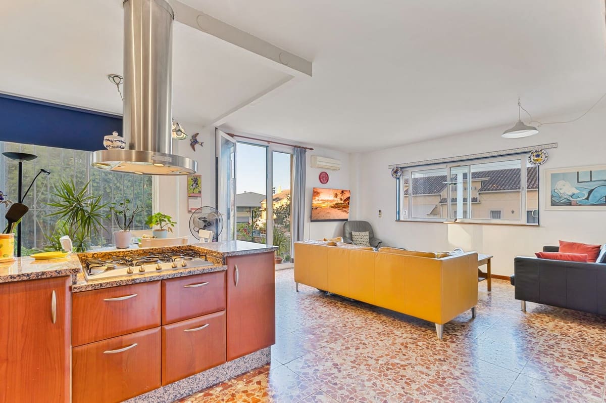 2 sovrum Lägenhet till salu i Fuengirola - 279 000 € (Ref: 10125936)