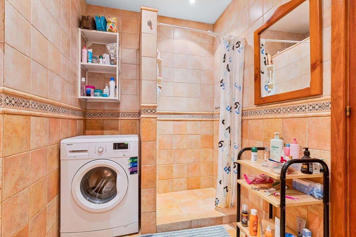 2 sovrum Lägenhet till salu i Fuengirola - 279 000 € (Ref: 10125936)
