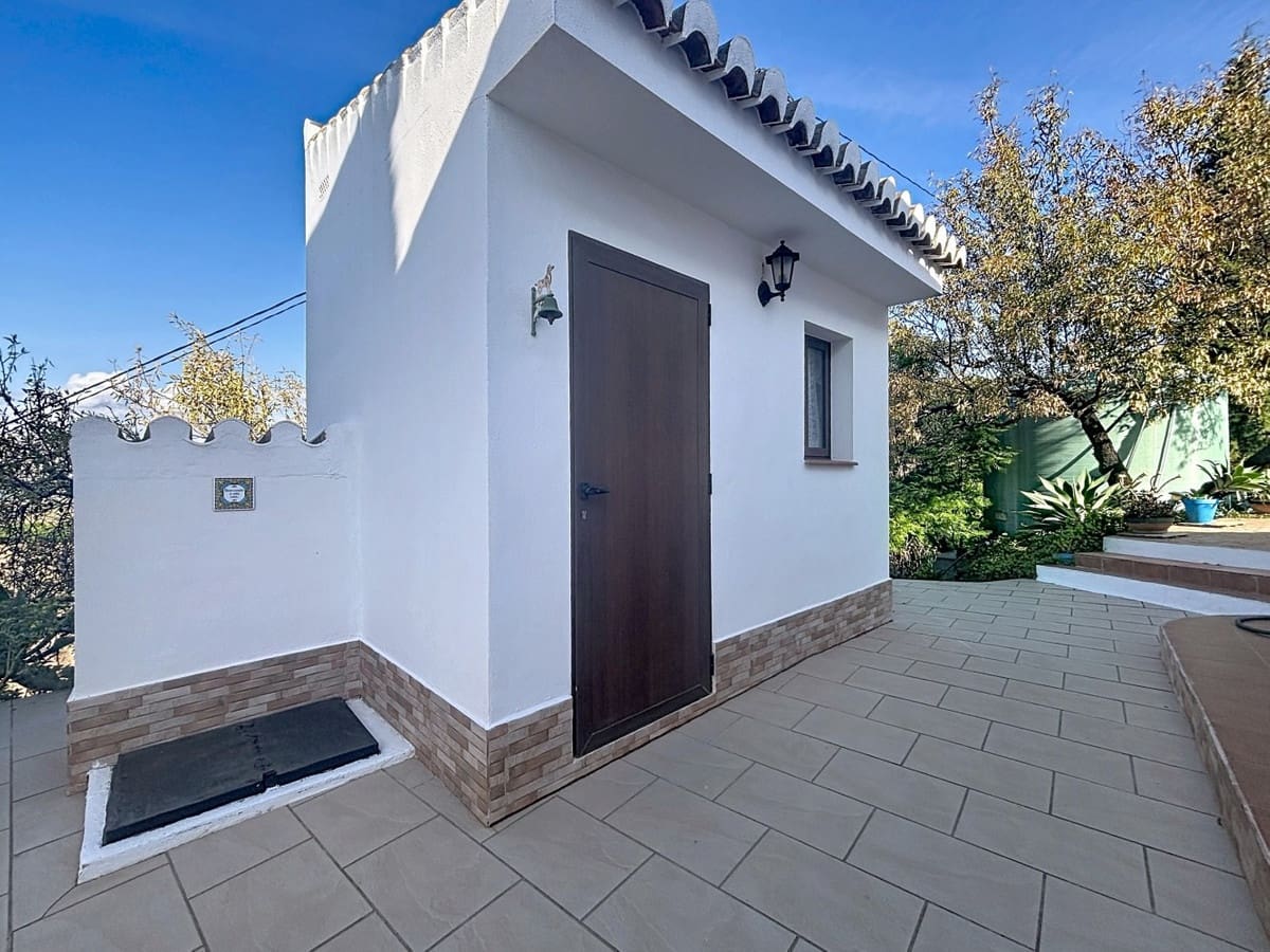 3 bedroom Villa for sale in Velez-Malaga with pool garage - € 320,000 (Ref: 10125938)