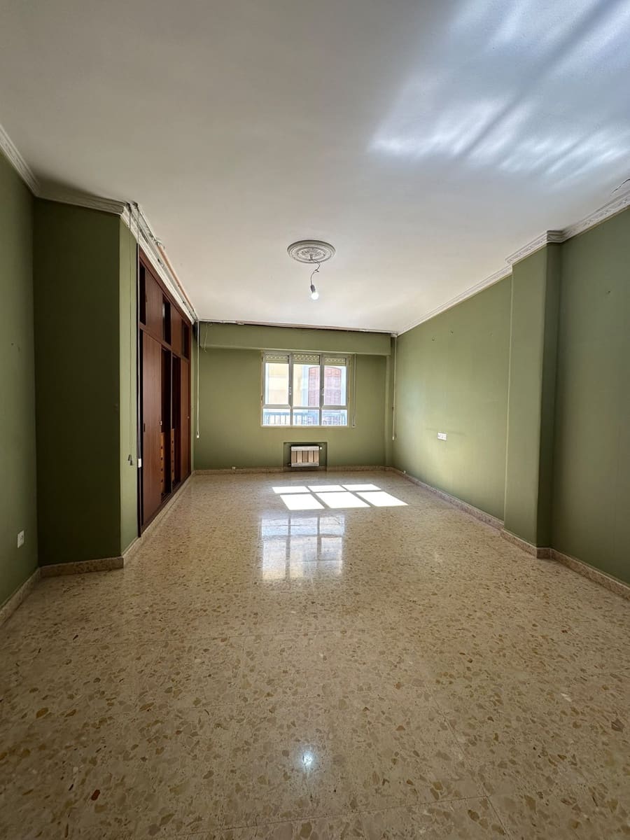 4 makuuhuone Huoneisto myytävänä paikassa Malaga kaupunki - 750 000 € (Ref: 10125942)