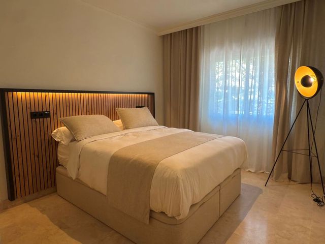 3 chambre Appartement à vendre à Nagüeles Alto, Marbella avec piscine garage - 840 000 € (Ref: 10125943)