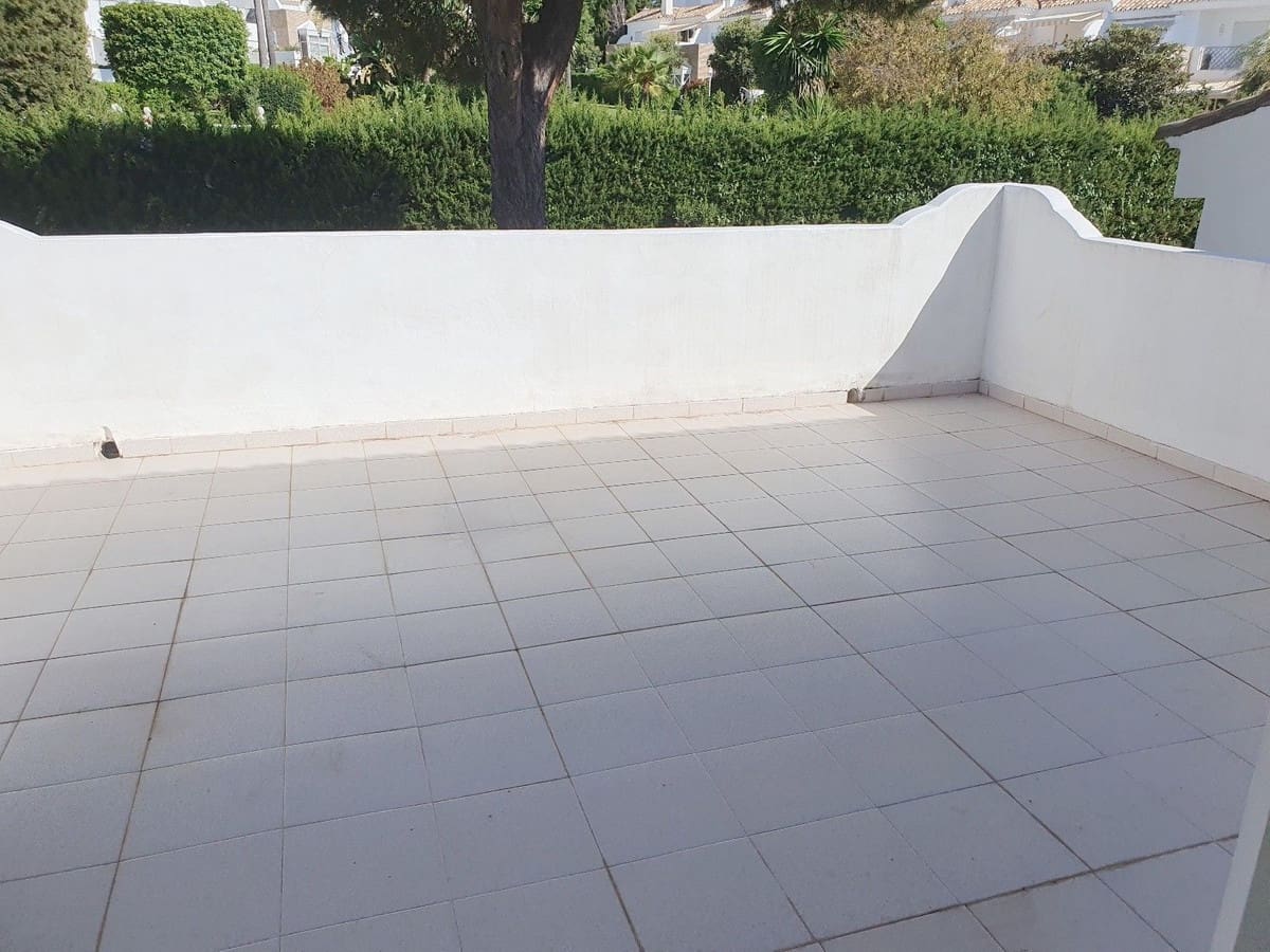 2 Zimmer Apartment zu verkaufen in El Paraiso mit Pool Garage - 495.000 € (Ref: 10125944)