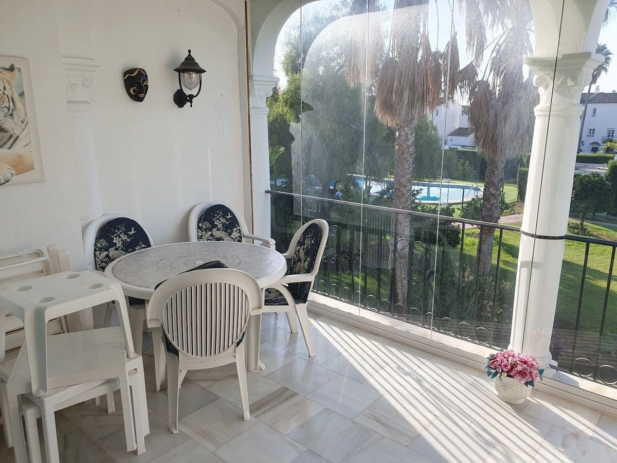 2 bedroom Apartment for sale in El Paraiso with pool garage - € 325,000 (Ref: 10125945)