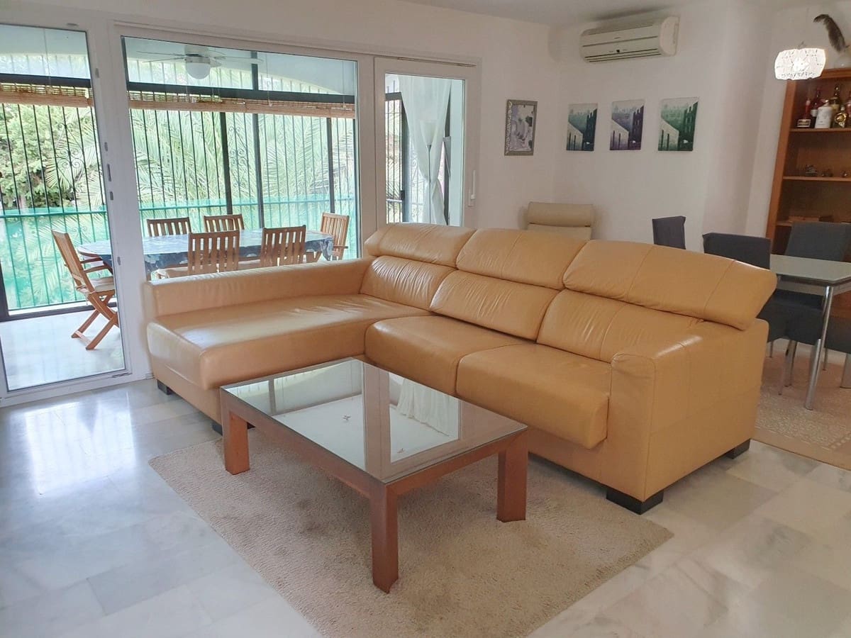 2 slaapkamer Appartement te koop in El Paraiso met zwembad garage - € 348.000 (Ref: 10125946)