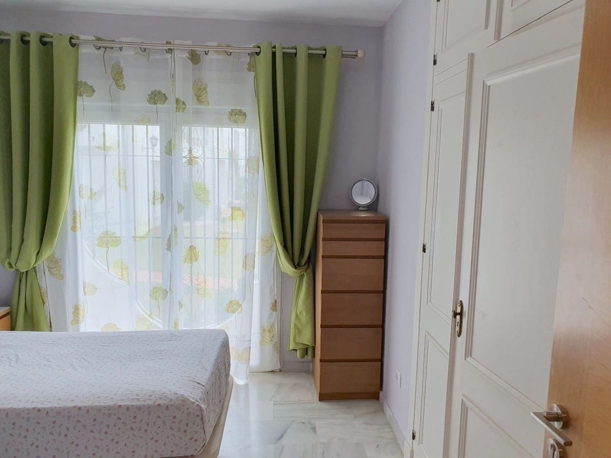 2 slaapkamer Appartement te koop in El Paraiso met zwembad garage - € 348.000 (Ref: 10125946)