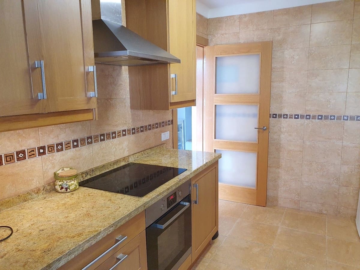2 slaapkamer Appartement te koop in El Paraiso met zwembad garage - € 348.000 (Ref: 10125946)