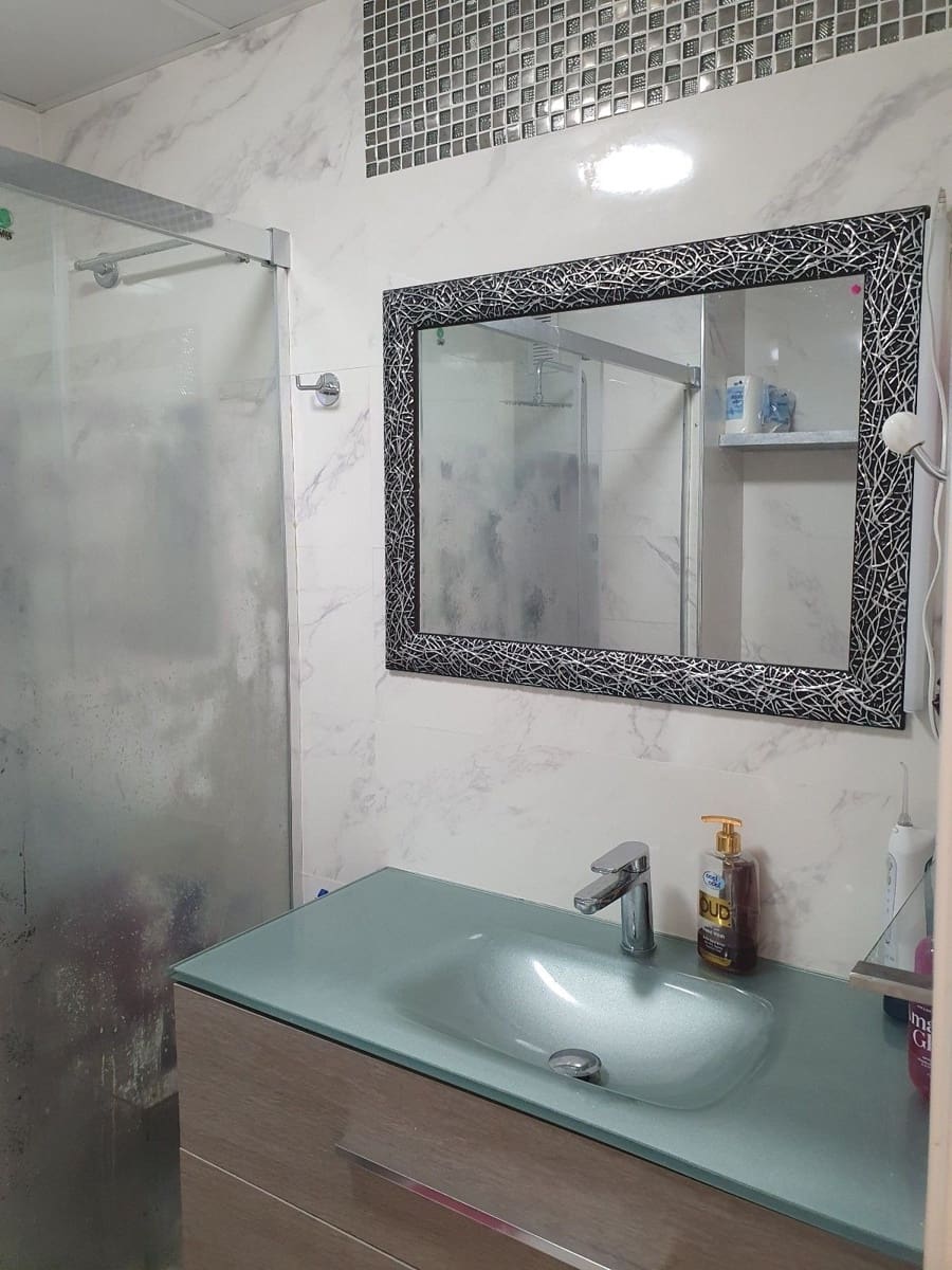 2 bedroom Apartment for sale in El Paraiso with pool - € 340,000 (Ref: 10125947)