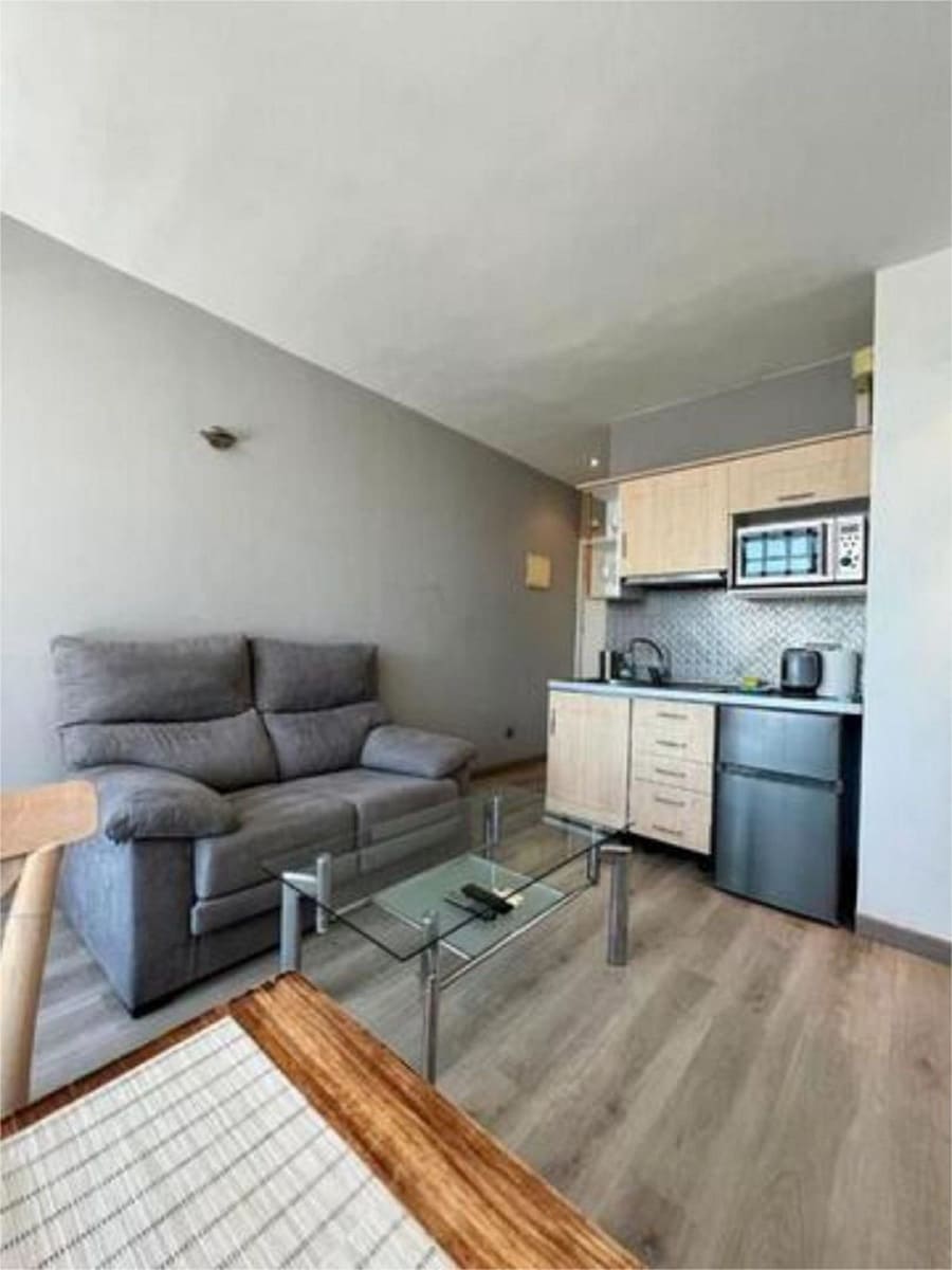 Apartamento en Nueva Andalucia en venta con piscina - 189.000 € (Ref: 10125948)