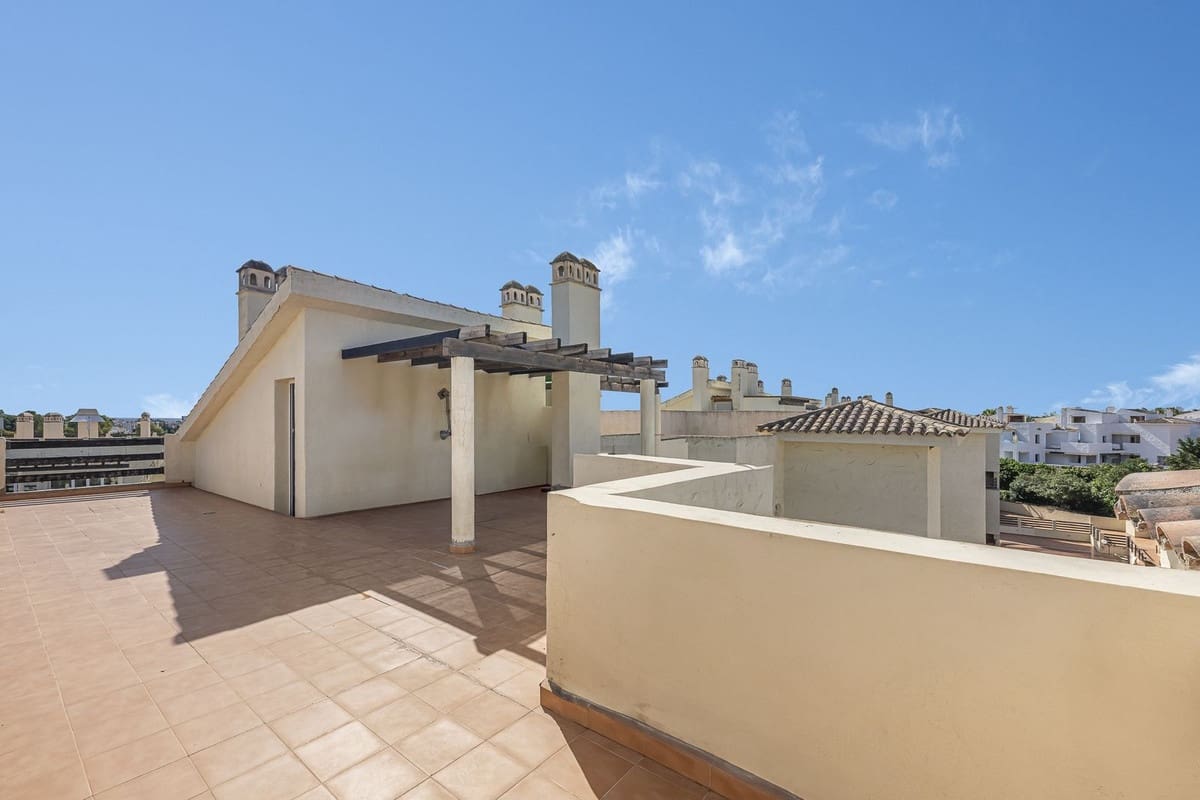 Apartamento de 1 habitación en El Paraiso en venta con piscina garaje - 319.000 € (Ref: 10125952)