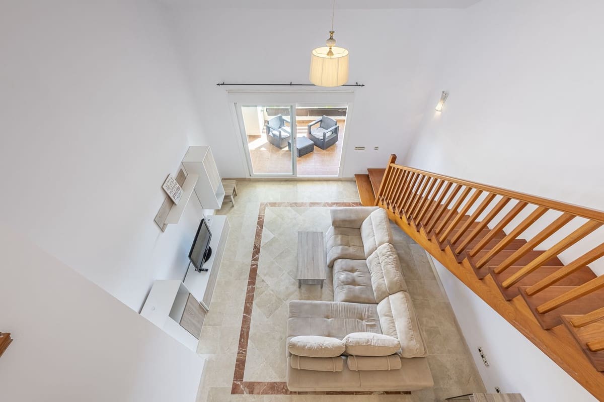 Apartamento de 1 habitación en El Paraiso en venta con piscina garaje - 319.000 € (Ref: 10125952)