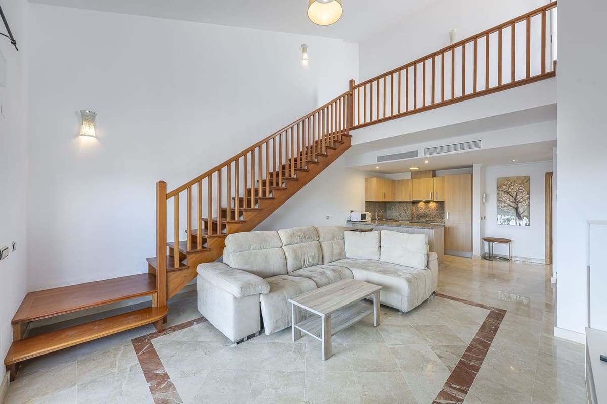 Apartamento de 1 habitación en El Paraiso en venta con piscina garaje - 319.000 € (Ref: 10125952)