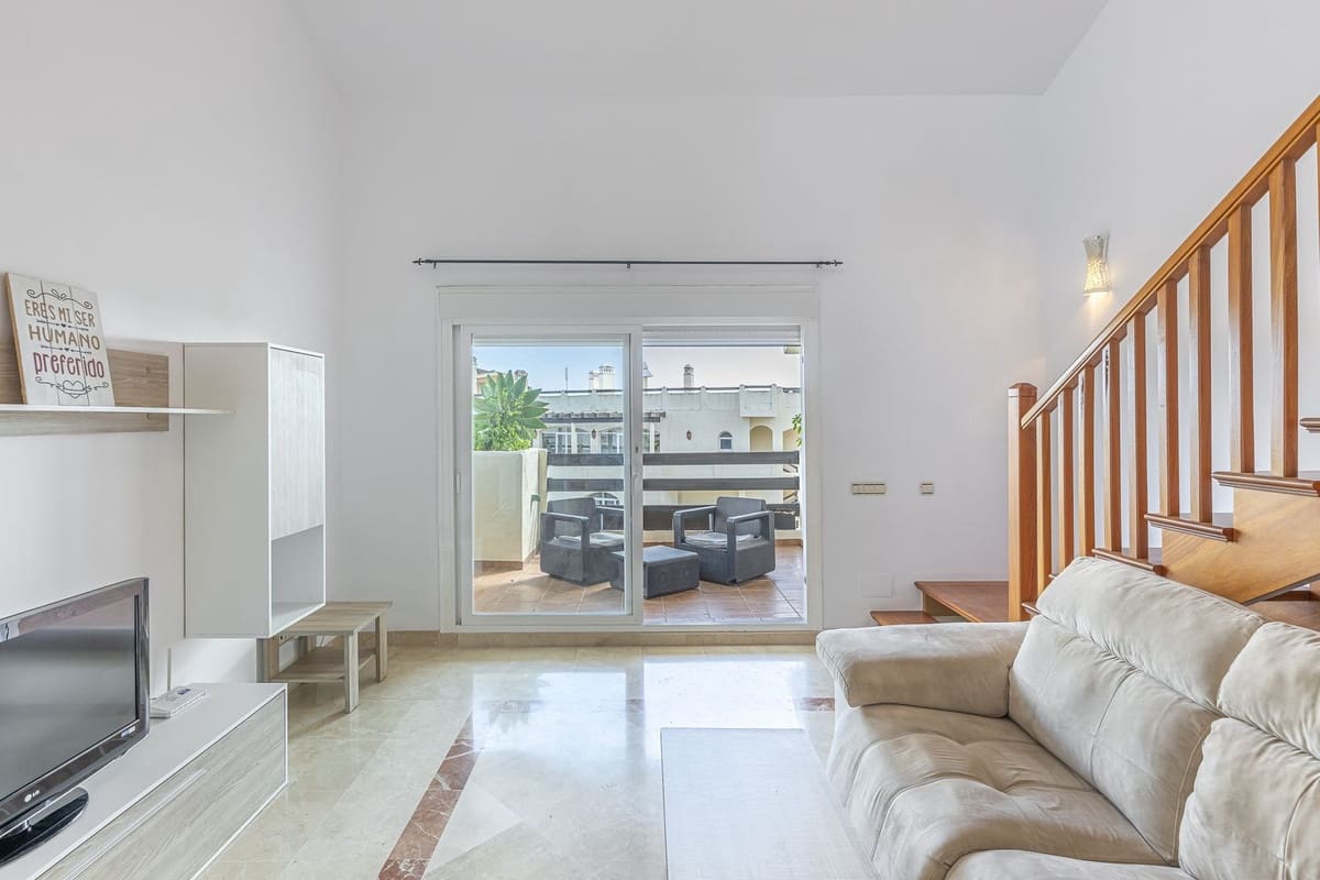 Apartamento de 1 habitación en El Paraiso en venta con piscina garaje - 319.000 € (Ref: 10125952)
