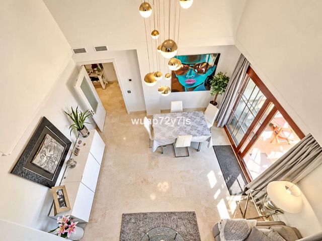 2 sypialnia Apartament na sprzedaż w El Paraíso, Benahavís z basenem garażem - 495 000 € (Ref: 10125953)