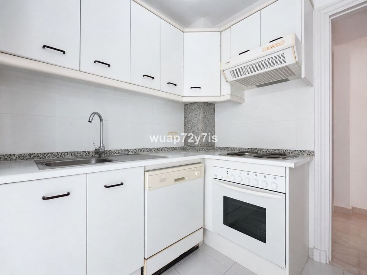 2 chambre Maison de Ville à vendre à El Paraiso avec piscine garage - 395 000 € (Ref: 10125954)