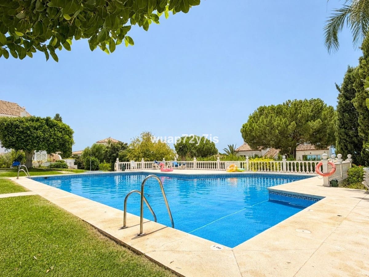 2 chambre Maison de Ville à vendre à El Paraiso avec piscine garage - 395 000 € (Ref: 10125954)