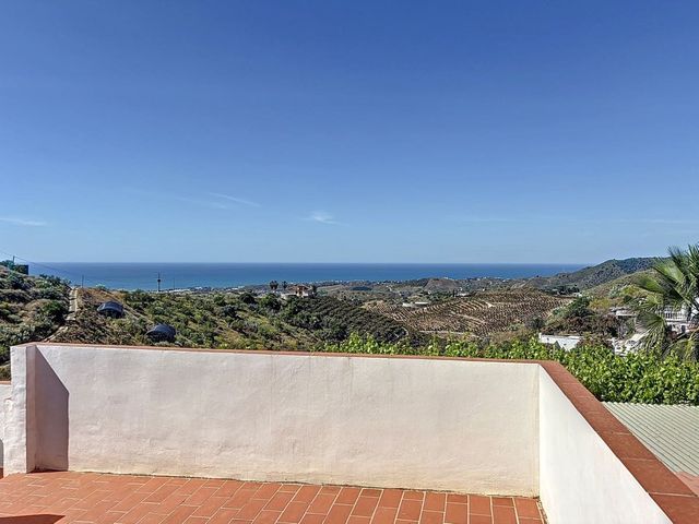 3 sovrum Finca/Hus på landet till salu i Vélez-Málaga med pool garage - 340 000 € (Ref: 10125961)