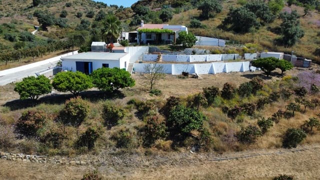 3 sovrum Finca/Hus på landet till salu i Vélez-Málaga med pool garage - 340 000 € (Ref: 10125961)