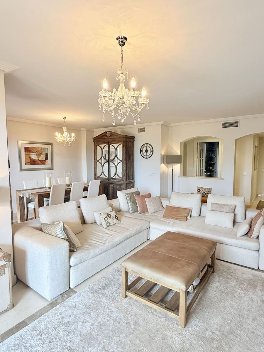 2 sovrum Lägenhet till salu i Benahavis med pool garage - 465 000 € (Ref: 10125964)