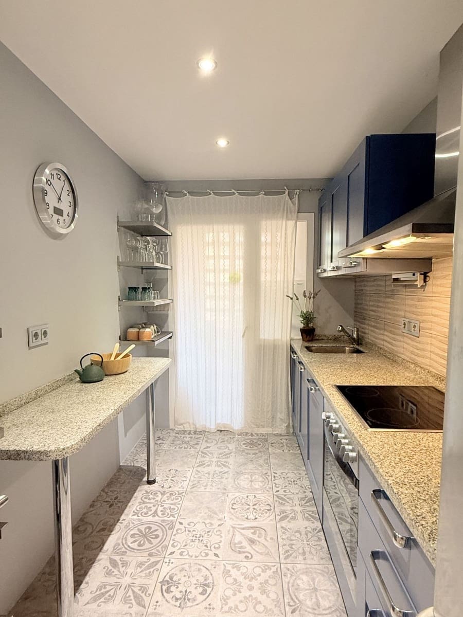 2 sovrum Lägenhet till salu i Benahavis med pool garage - 465 000 € (Ref: 10125964)