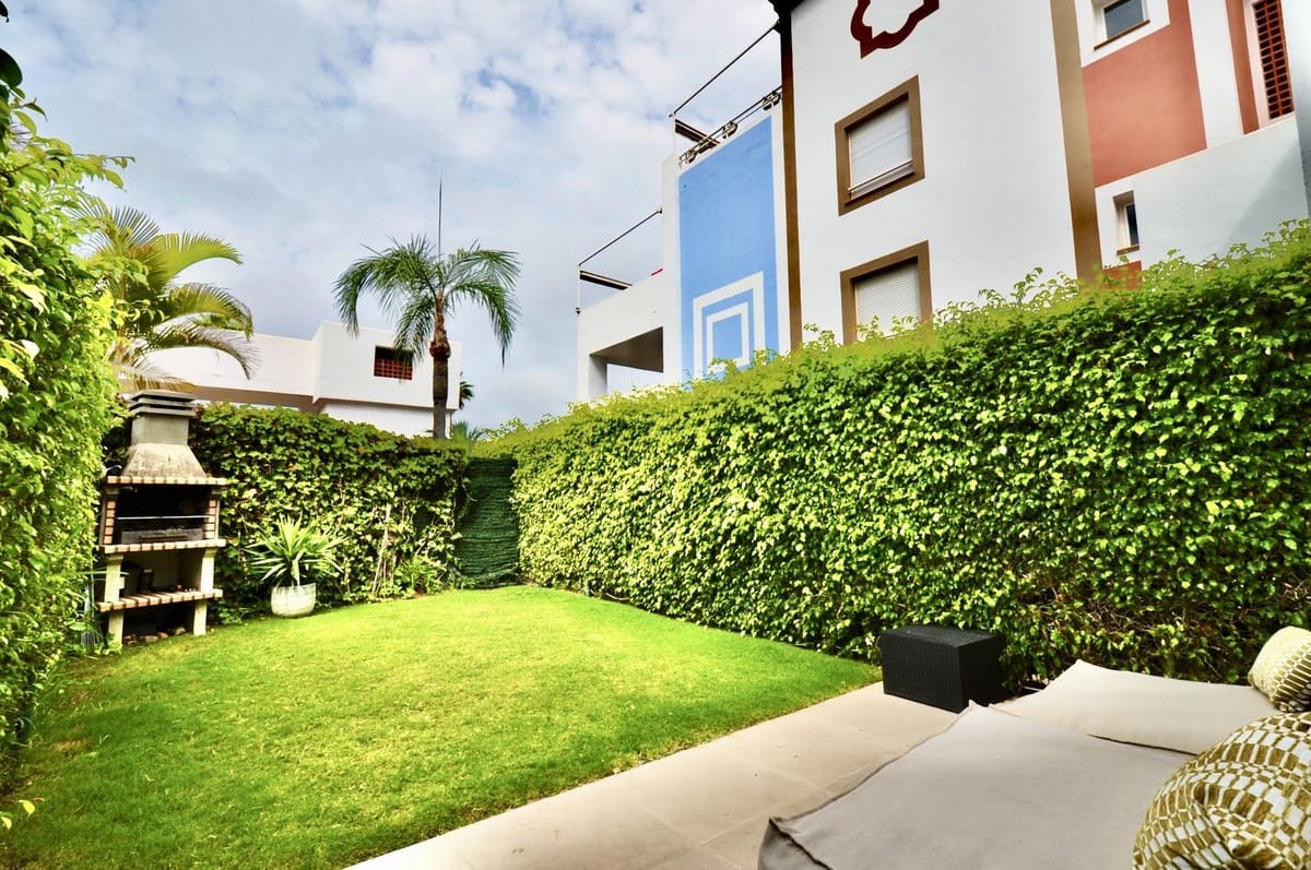 Apartamento de 2 habitaciones en El Paraiso en venta con piscina garaje - 495.000 € (Ref: 10125965)