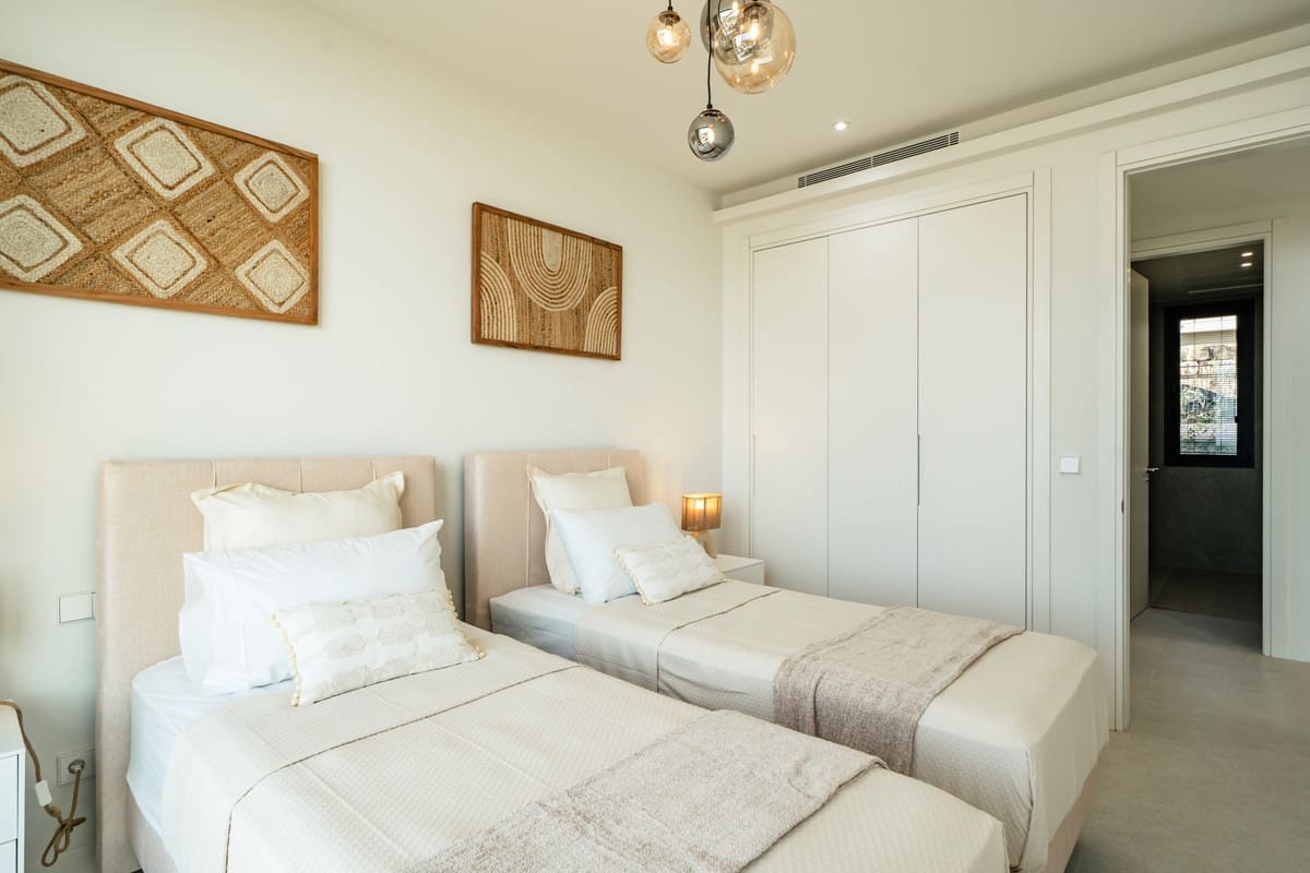 Chalet de 3 habitaciones en Benahavís en venta con piscina garaje - 2.200.000 € (Ref: 10125968)