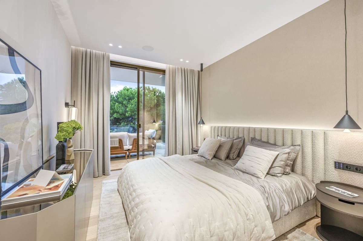 6 Zimmer Villa zu verkaufen in Marbella mit Pool Garage - 4.950.000 € (Ref: 10125970)
