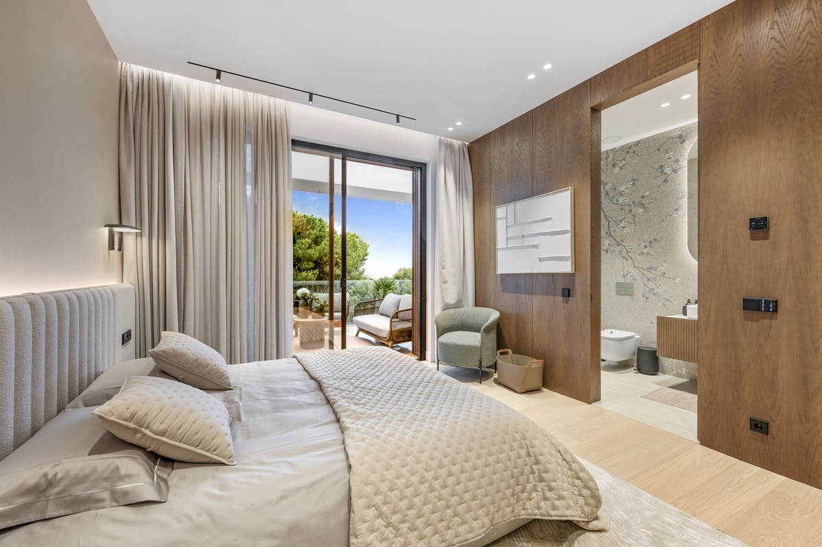 6 Zimmer Villa zu verkaufen in Marbella mit Pool Garage - 4.950.000 € (Ref: 10125970)