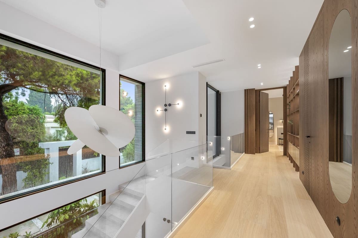 6 Zimmer Villa zu verkaufen in Marbella mit Pool Garage - 4.950.000 € (Ref: 10125970)