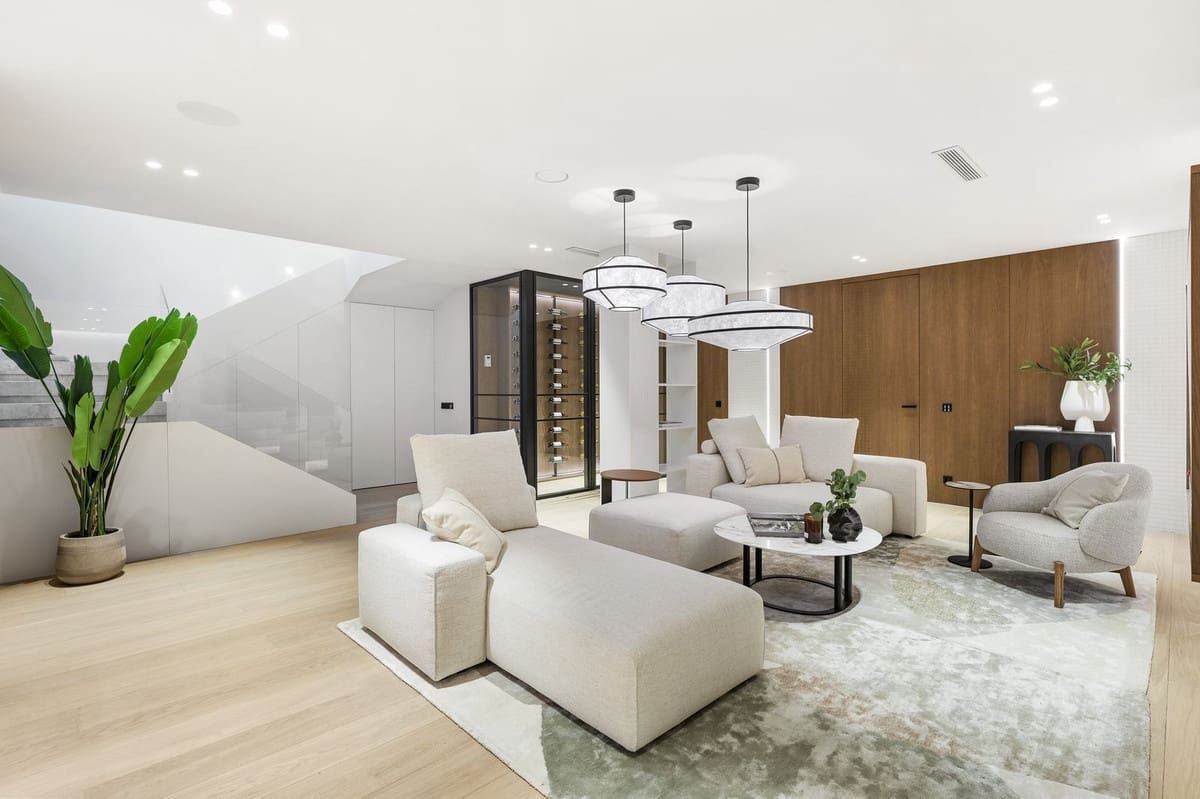 6 Zimmer Villa zu verkaufen in Marbella mit Pool Garage - 4.950.000 € (Ref: 10125970)