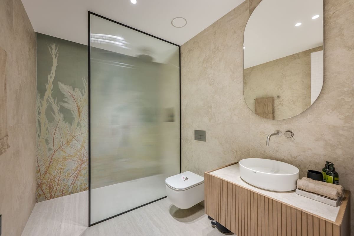 6 Zimmer Villa zu verkaufen in Marbella mit Pool Garage - 4.950.000 € (Ref: 10125970)
