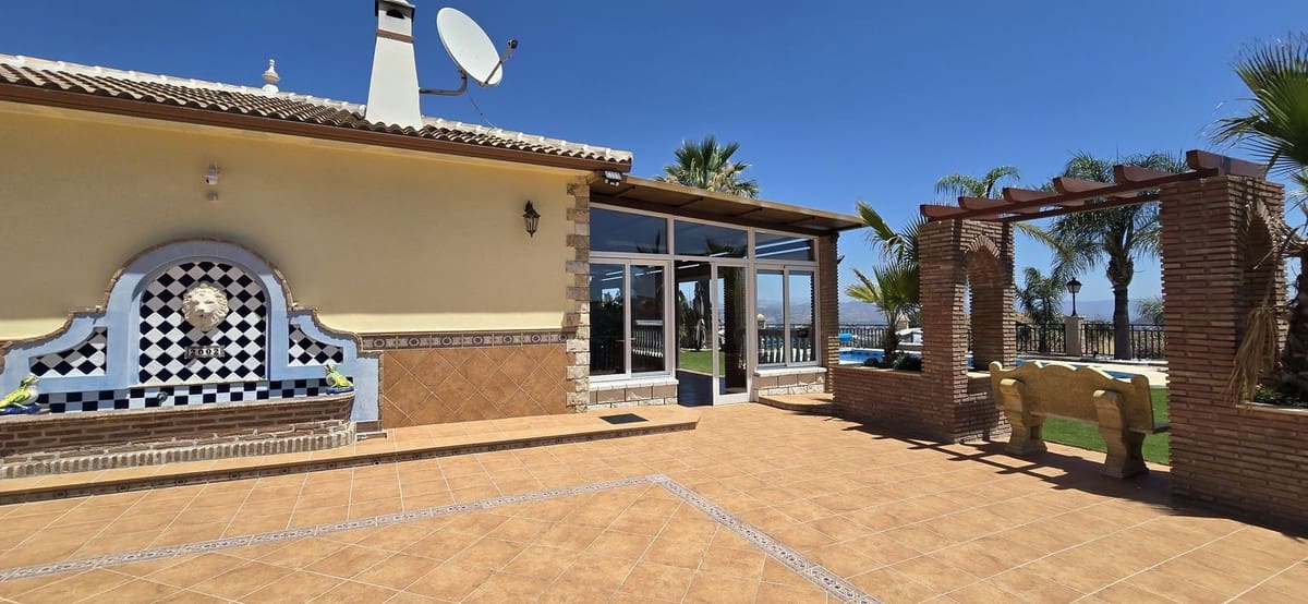 Finca/Casa Rural de 5 habitaciones en Coín en venta con piscina garaje - 1.290.000 € (Ref: 10125984)