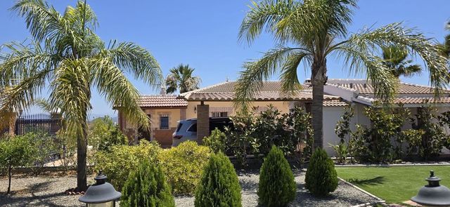 Finca/Casa Rural de 5 habitaciones en Coín en venta con piscina garaje - 1.290.000 € (Ref: 10125984)