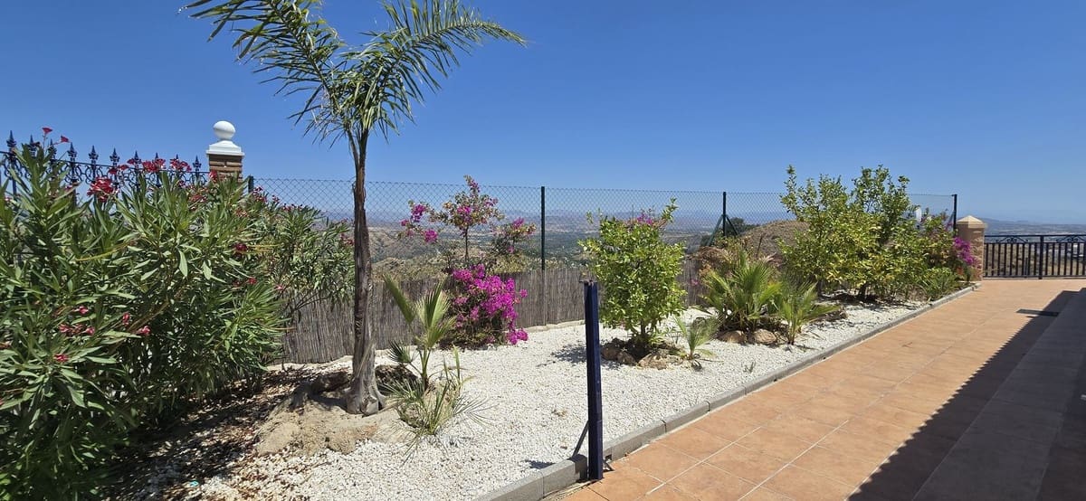 Finca/Casa Rural de 5 habitaciones en Coín en venta con piscina garaje - 1.290.000 € (Ref: 10125984)