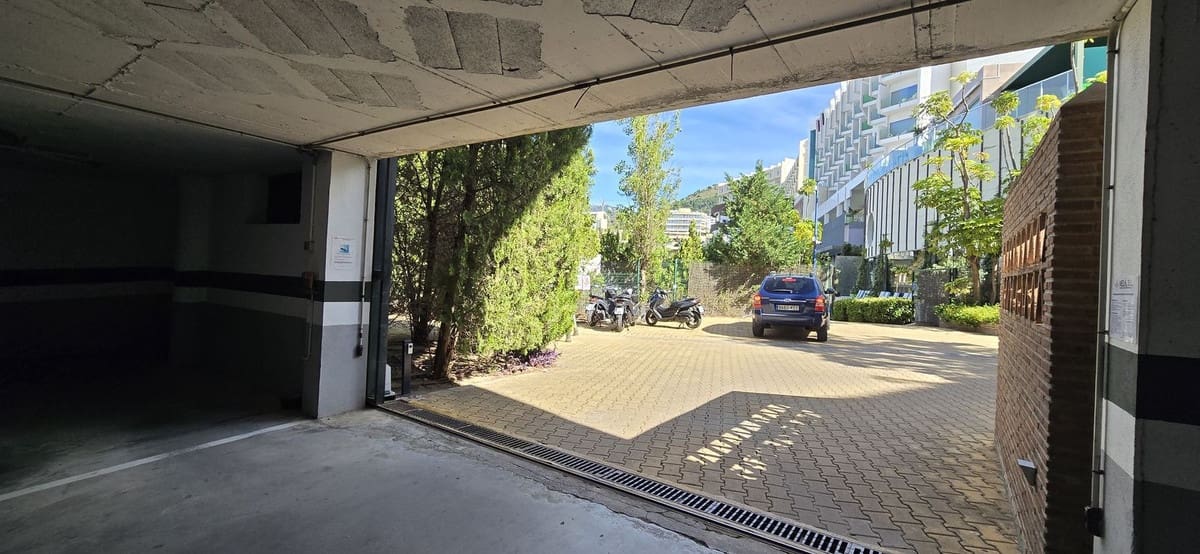 2 Zimmer Apartment zu verkaufen in Fuengirola mit Pool Garage - 420.000 € (Ref: 10125985)