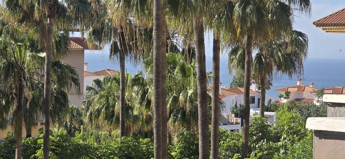 2 Zimmer Apartment zu verkaufen in Fuengirola mit Pool Garage - 420.000 € (Ref: 10125985)
