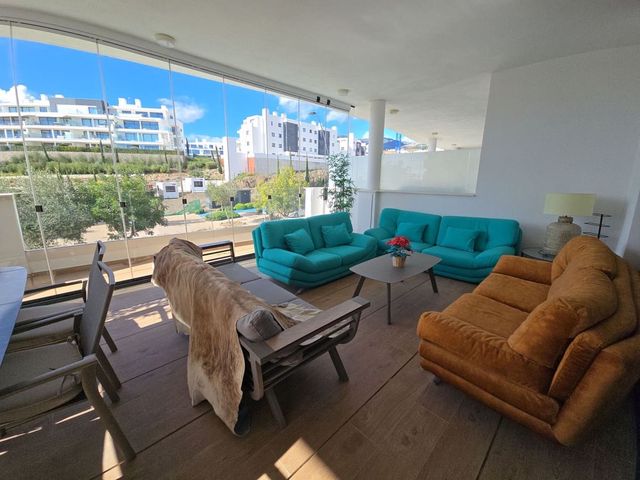 2 soverom Leilighet til salgs i Playa de los Boliches, Fuengirola med svømmebasseng garasje - € 590 000 (Ref: 10125987)